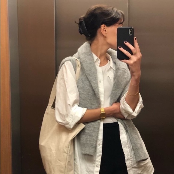 Meet your Posher, Marie 🌟 - Picture 1 of 1